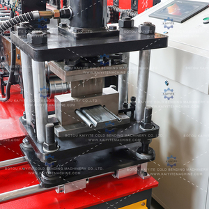 Máquina perfiladora automática de lamas para persianas con certificación CE, bomba hidráulica para corte de acero galvanizado de 0.7-1.2mm para el sur - Product Image 6