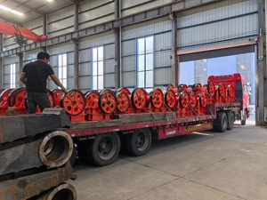 उच्च उत्पादन उपज और उच्च दक्षता मोबाइल रॉक p250 * कन्वेयर बेल्ट और कंपन फीडर के साथ 400 जबड़े क्रशर - Product Image 4