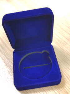 Insignias de alta calidad, Logo personalizado con caja de monedas - Product Image 3