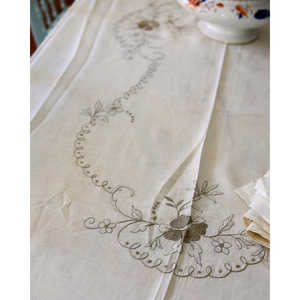 Ensemble de 12 nappes en lin écologiques avec serviettes carrées pour le dîner et les apéritifs pour la maison ou l'hôtel - Product Image 3