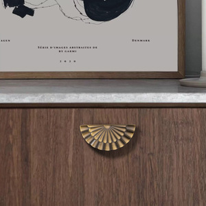 Tiradores pequeños semicirculares de bronce para armarios, cajones y puertas de guardarropas, herrajes arquitectónicos simétricos para sala de estar - Product Image 2