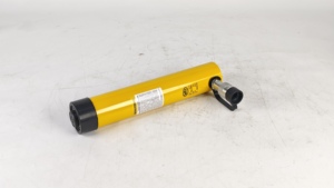 Vérin hydraulique à simple effet Enerpac RC-1012 de 10 tonnes, course de 304 mm, pour levage de filetages supérieurs pour une installation facile - Product Image 4