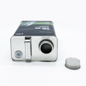 Boîtes en fer blanc personnalisées avec logo, carrées et rectangulaires, pour huile moteur 4L, avec impression offset et bouchon à vis - Product Image 4