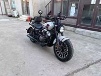 Benda Huishi 250 250cc Bobber Cruiser V-Twin Refroidissement Liquide CVT Automatique ABS+TCS 19kW Puissance Smart Connect Vitesse Maximale >80km/h