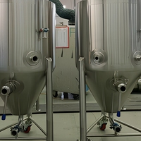 Fermenteur à bière de 70 L, réservoir de fermentation conique en acier avec enveloppe de refroidissement, cuve de fermentation pour micro-brasserie