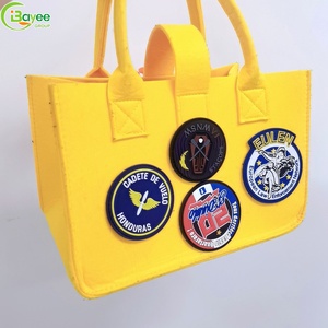 Patchs 3D réutilisables en silicone, silicone de qualité supérieure, PVC souple, patch en caoutchouc personnalisé avec logo pour vêtements et chapeaux - Product Image 2