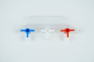 Colector desechable de 2 y 3 vías con Luer Lock para sets de infusión, colectores de plástico de tres vías con conexión derecha para cardiología, OEM/ODM - Product Image 4