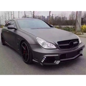 Kit carrosserie WLAD pour Mercedes-Benz CLS W219 (2004-2010) avec phares antibrouillard, pare-chocs avant/arrière, ailes et jupes latérales - Product Image 4
