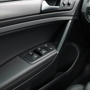 สวิตช์เปิดหน้าต่างรถยนต์ VW Golf 7 ของแท้ รุ่นไม่มีโครเมียม แบบ 4 ปุ่ม 5g0959857b - Product Image 3