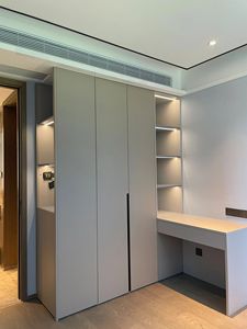 Armario de Madera Personalizado de Estilo Minimalista para Dormitorio y Escritorio de Esquina con Estantería - Product Image 2