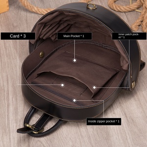 <span class=keywords><strong>Sac</strong></span> <span class=keywords><strong>à</strong></span> <span class=keywords><strong>dos</strong></span> d'école en cuir véritable unisexe style scarabée <span class=keywords><strong>chic</strong></span> vintage pour hommes fermeture <span class=keywords><strong>à</strong></span> glissière unique pour le voyage et l'extérieur - Product Image 2