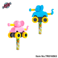 Voiture jouet promotionnelle Tengrui en plastique multicolore, casque de dessin animé, bonbons durs à la gomme à mâcher, certifiée EN71, unisexe