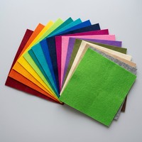 Rouleau de tissu non tissé aiguilleté respirant et extensible, couleurs assorties, doux, 100 % polyester, poids moyen, pour doublure de rideaux