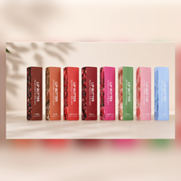 Baume à lèvres végétalien personnalisé à marque privée, enrichi en peptides, en tube souple, saveur fruitée, hydratant, teinté, huile à lèvres, brillant à lèvres personnalisable