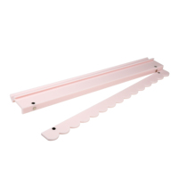 Étagère d'affichage en acrylique personnalisée avec des tuiles de Mahjong ondulées de couleur Sakura rose de 19 pouces, couleur Pantone personnalisable