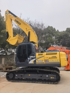 Excavadora de Orugas KOBELCO SK200 Usada con Pocas Horas en Excelentes Condiciones, SK200 SK350 SK260 con Longitud EXTENDIDA para Excavación de Zanjas - Product Image 2