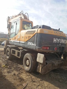 Pelle multifonction sur chenilles originale de la Corée Hyundai 210 d'occasion à haut rendement Hyundai en bon état en vente - Product Image 4