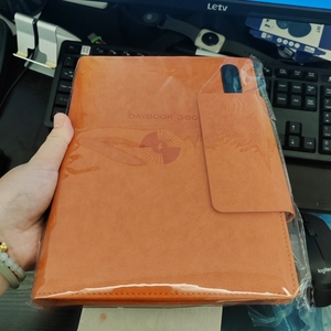 สมุดบันทึกปกหนัง PU แบบนิ่ม รุ่น A5 พร้อมช่องใส่การ์ด สำหรับโปรโมชั่นธุรกิจ สมุดโน้ตแบบห่วงร้อยกระดาษ พร้อมหัวเข็มขัด ใช้เป็นของขวัญได้ - Product Image 5