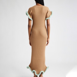 Vestido casual de punto ajustado con cuello redondo y mangas cortas con volantes para mujer - Product Image 2