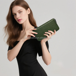Portefeuilles pour femmes Portefeuille en cuir véritable personnalisé avec fermeture éclair Find My Function Portefeuille pour femmes - Product Image 1
