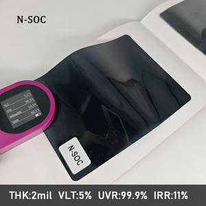 Film solaire pour vitres de <span class=keywords><strong>voiture</strong></span> 2Mil noir 5% VLT 99% UVR, marque OEM, pour vitres latérales et arrière, isolation thermique - Product Image 1