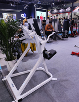 Cybex Eagle NX Style Plate Loaded Shoulder Press avec Bras Convergents Indépendants et Technologie à Double Axe pour Salle de Sport Commerciale