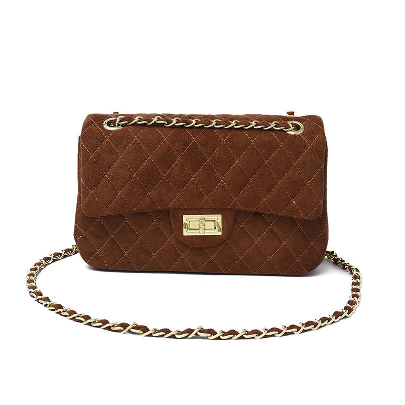 สีน้ำตาล