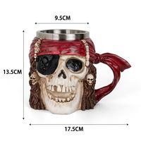 Mug en résine 3D Crâne de pirate 300 ml personnalisé en gros avec mug à bière créatif en acier inoxydable pour cadeaux fantaisie et décoration d'Halloween