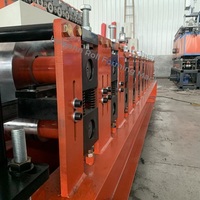 Machine de fabrication de plafond à grande vitesse pour les profilés C U utilisés pour les carreaux émaillés Matériau en acier Moteur Métal Stud Track Keel C Profile