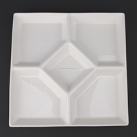 Assiette à fruits rectangulaire en porcelaine de qualité AB, style européen, 5 compartiments, avec accents dorés, jetable, personnalisable en gros