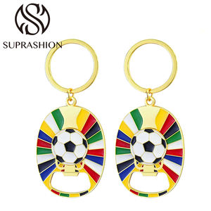 Apribottiglie Portachiavi Placcato Oro Fatto a Mano con Supporto per Telefono, Commemorativo della Coppa Europea di Calcio, per Tifosi - Product Image 3