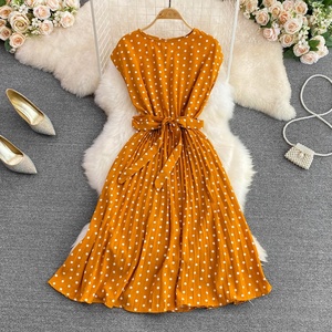 Thời Trang Mới Mùa Hè Bound Cổ Không Tay Eo Tie Bow A-Line Pleated Polka Dot Dress Phụ Nữ - Product Image 4