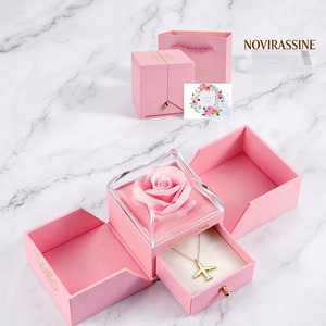 สร้อยคอจี้รูปเครื่องบินชุบทอง 18K PVD กันน้ำ ป้องกันอาการแพ้ พร้อมกล่องของขวัญรูปดอกกุหลาบ ชุดเครื่องประดับของขวัญ ปี 2026 - Product Image 1