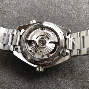 Reloj deportivo de buceo de lujo de alta calidad en acero inoxidable 8806 8500 8900 con cristal de zafiro y pantalla luminosa - Product Image 6