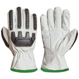 Gants de sécurité en cuir de vache blanc avec protection des jointures en caoutchouc et bordure verte - Product Image 1