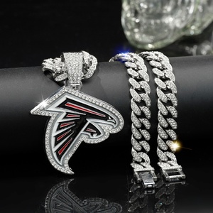 Mặt dây chuyền Atlanta Falcons, kiểu dáng hình học, đính kim cương, dây chuyền vàng kiểu Cuban, thời trang Punk Hip-hop, chất liệu hợp kim, dành cho các bữa tiệc - Product Image 2