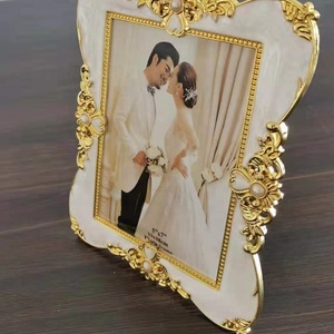 Ảnh Cưới Sáng Tạo Châu Âu Khung Ảnh Nhựa 7 Inch Khung Ảnh Ngọc Trai Dát Bán Sỉ - Product Image 3
