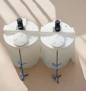 Mezclador Industrial de Acero Inoxidable de Baja Velocidad para Líquidos Residuales, Superficie de Dientes Duros, 200 kg de Peso, 0.37-2.2 kW de Potencia - Product Image 2