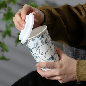 Mug en céramique personnalisable à double paroi isolé avec couvercle, cadeau pour entreprise - Product Image 4