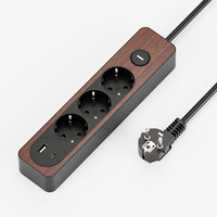 Multiprise de table en bois standard UE OEM/ODM avec 3 prises CA, interrupteur 16A et ports USB en PP