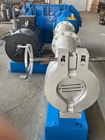 Machine d'extrusion de caoutchouc à vis unique, contrôlée par PLC, avec contact en acier inoxydable, équipement d'extrusion sous vide à alimentation froide automatique pour