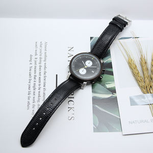 Nouvelle montre chronographe 2025 avec boîtier en bois foncé, cadran guilloché noir, deux sous-cadrans et aiguille <span class=keywords><strong>chrono</strong></span> jaune néon - Product Image 5