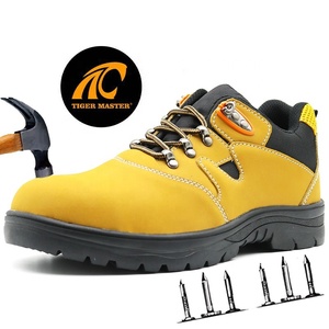 Chaussures de sécurité pour hommes en cuir nubuck <span class=keywords><strong>jaune</strong></span> à coupe basse, résistantes à l'huile, aux acides et aux alcalis, semelle en caoutchouc antidérapante, embout en acier, plaque intermédiaire en acier - Product Image 1