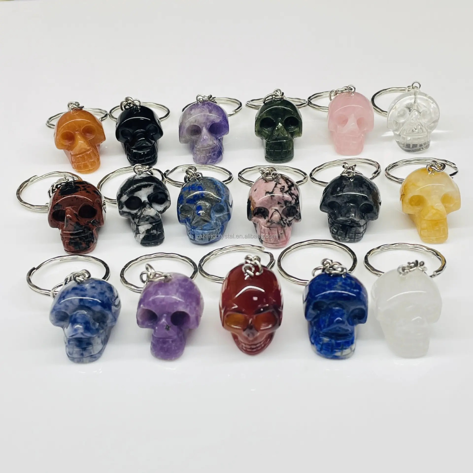 Großhandel spirituelle Produkte Kristalls chmuck Crystal Crafts natürliche gemischte Quarz kristalls chädel Schlüssel bund als Geschenk