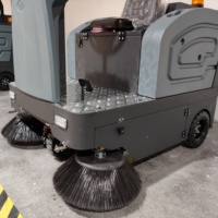Balayeuse autoportée à batterie pour le nettoyage des routes, des rues, des usines, des parcs et des entrepôts