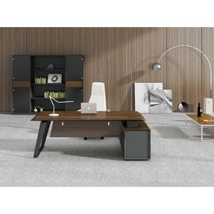 Escritorio Ejecutivo Moderno para Gerentes, Diseño de Madera en Forma de L, Convertible y Extensible para Directores Generales - Product Image 3