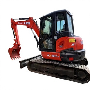 Miniexcavadora Kubota KX163-5 de 1.5 Toneladas con Cucharón de Excavación, Color Rojo - Product Image 1