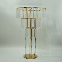 2026 Accessoires de décoration de scène de mariage : Support à fleurs en cristal en fer forgé électroplaqué, style grande roue, avec support de fleurs en acrylique