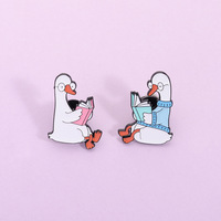 Nouvelle Broche Personnalisée Animal de Lecture, Mignonne Broche en Métal Émaillé Souple en Forme de Canard Blanc de Dessin Animé, Épingle de Revers pour les Amateurs de Lecture