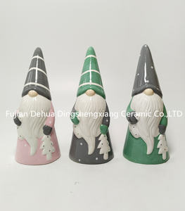 Juego de Vajilla Navideña de Cerámica con Diseño de Duende de Jardín con Sombrero Alto, Color y Tamaño Personalizables - Product Image 2